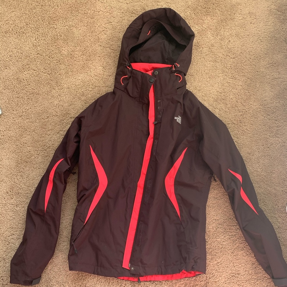 NORTHFACE RAIN JACKET